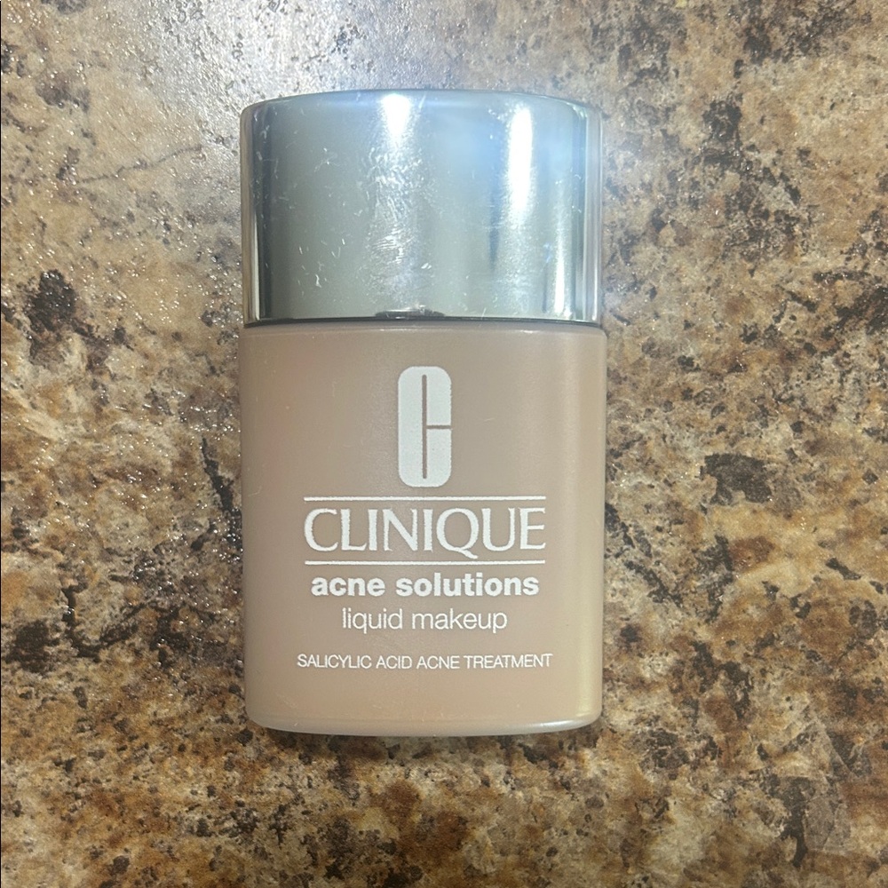 Clinique Acne Solutions Liquid Makeup - CN 90